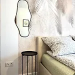 Nyska - Self Check-in 20h - Parking&lift * Wrocław