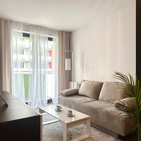 Nyska - Self Check-in 20h - Parking & Lift * 브로츠와프